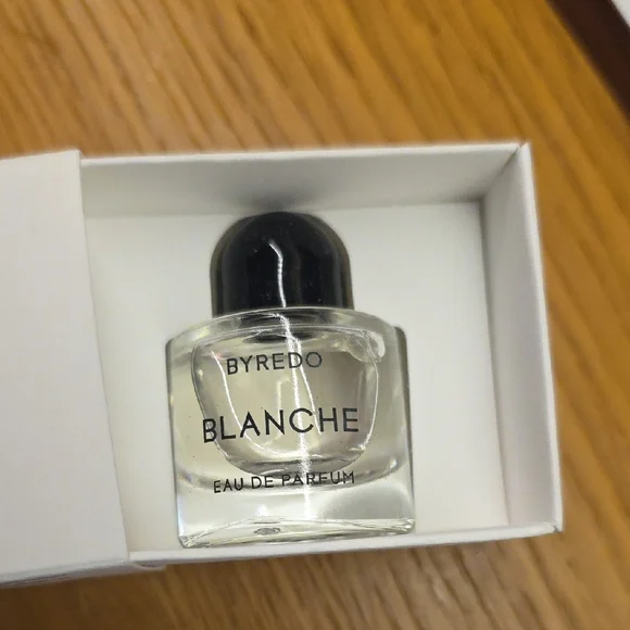 Byredo Blanche Eau de Parfum - Sample Size Bottle - Picture 3 of 3